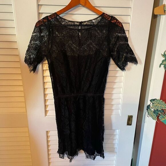 ELIOT | 2 piece black lace dress 0 - Picture 6 of 6